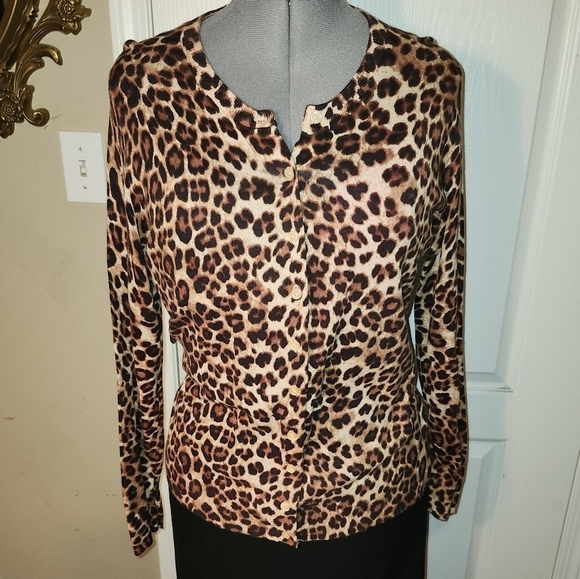 Torrid Leopard Print Cardigan - Picture 6 of 8